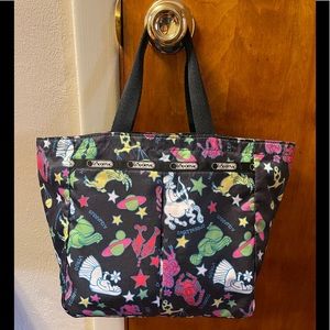 LeSportsac Tote 👜